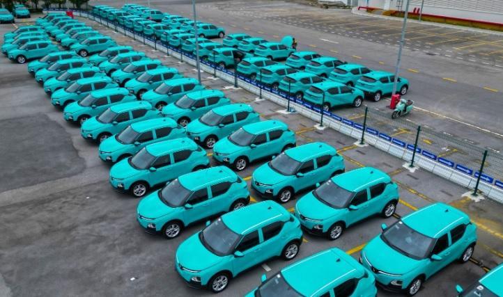 Taxi điện VinFast “đổ bộ” thị trường Lào: Chính thức trở thành hãng gọi xe quốc tế